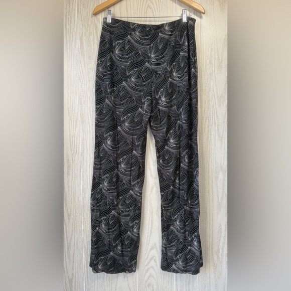 J. JILL Wearever Full Leg Printed Pants Pull On Stretch Black White Size M EUC - Picture 3 of 3